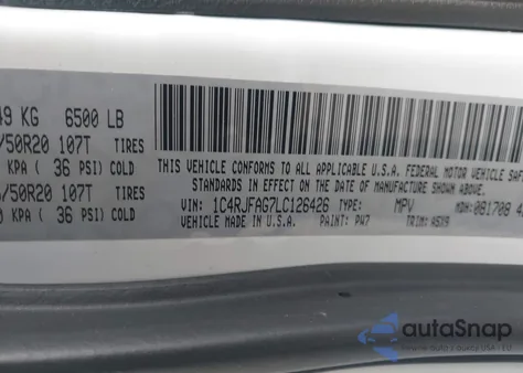2020 Jeep Grand Cherokee Upland 4X4 from USA, damaged, VIN 1C4RJFAG7LC126426